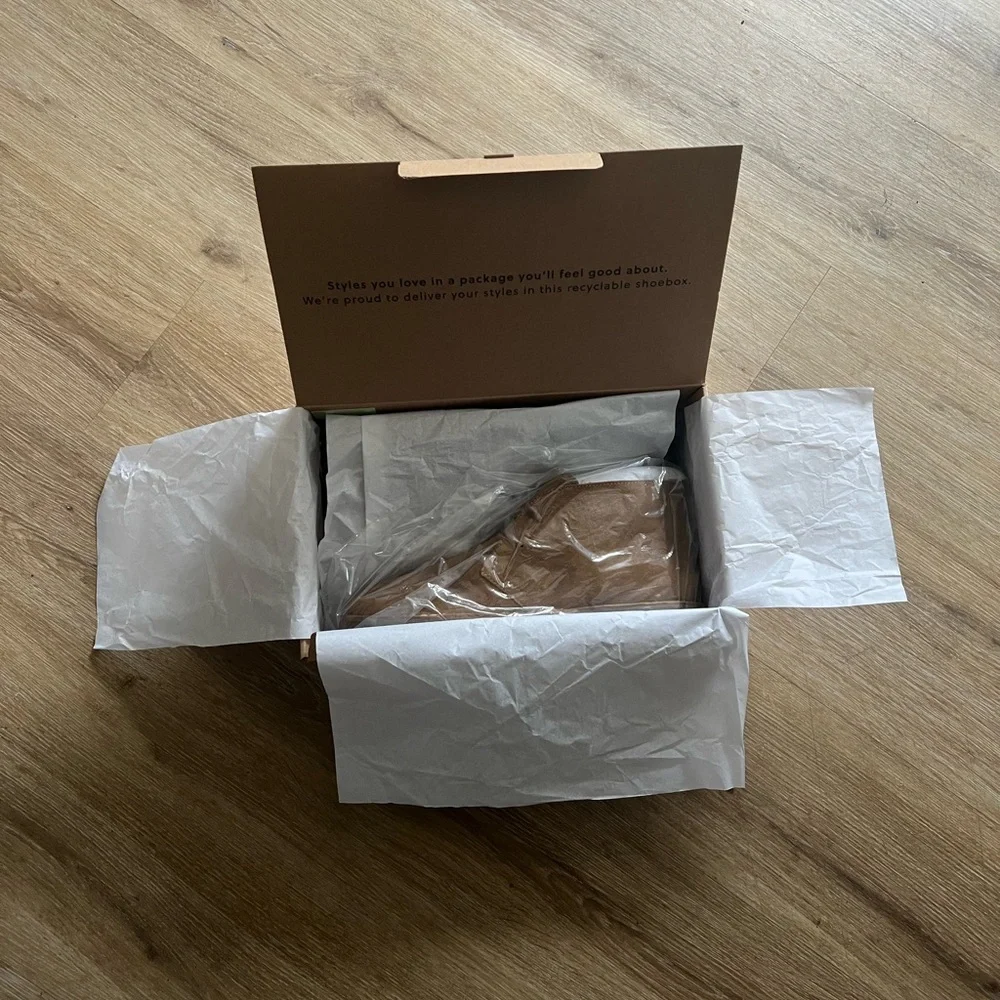 J. Crew Brown Suede Chukka Boots size 10